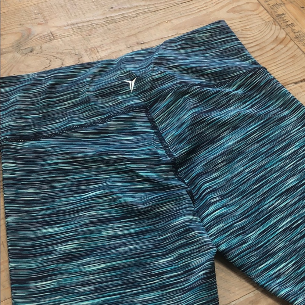 Old Navy Active Running/Yoga Pants Size M - Picture 4 of 4